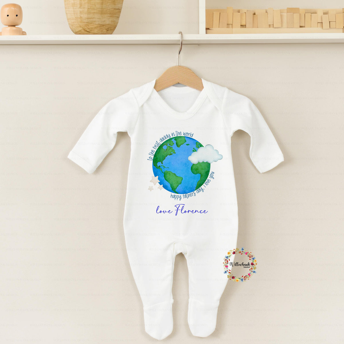Personalised The Best Daddy In The World Happy Fathers Day Baby Outfit l Baby Vest l Babygrow l Onesie l Sleepsuit